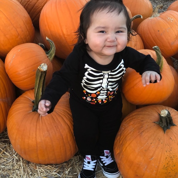 Meet your Posher, Juan - Picture 1 of 1